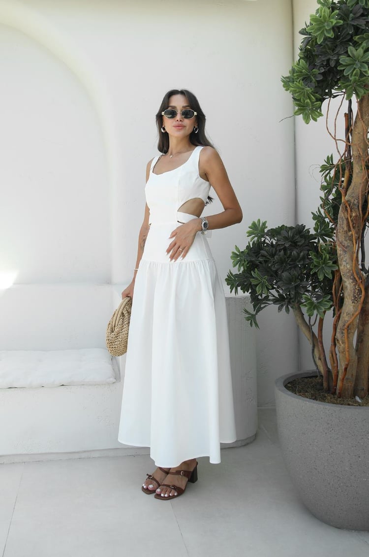 Ekru Arkası Bağlamalı Dekolteli Elbise