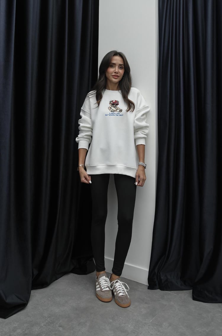 Ekru Ayıcık Baskılı Sweatshirt
