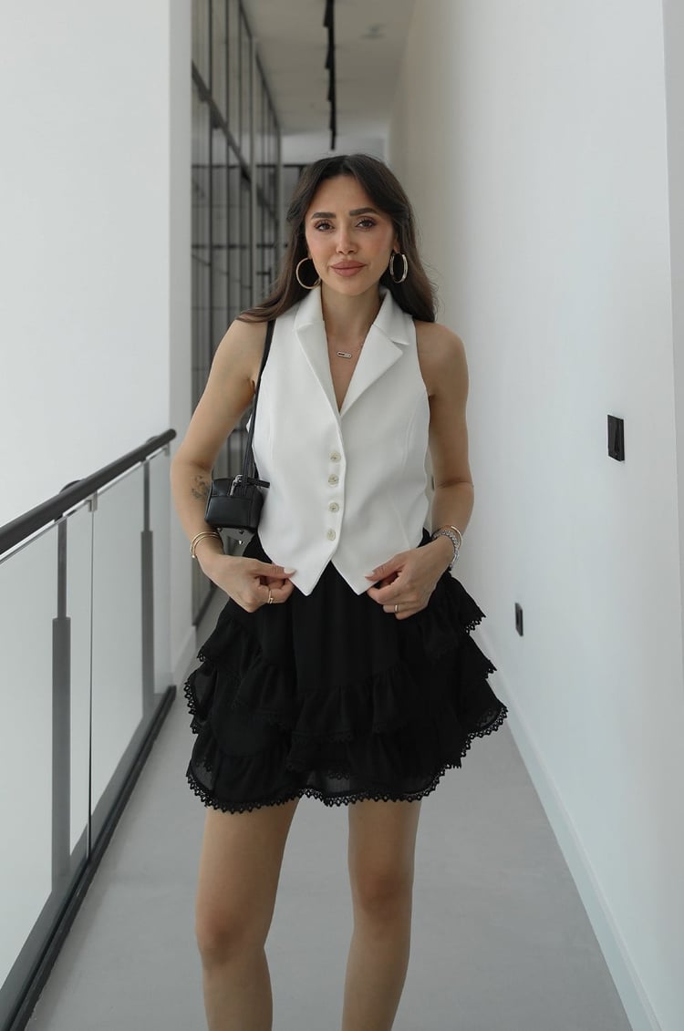 Ekru Cut Out Yelek