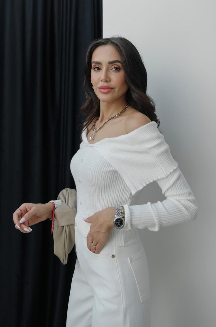 Ekru Degaje Yaka Düğmeli Hırka