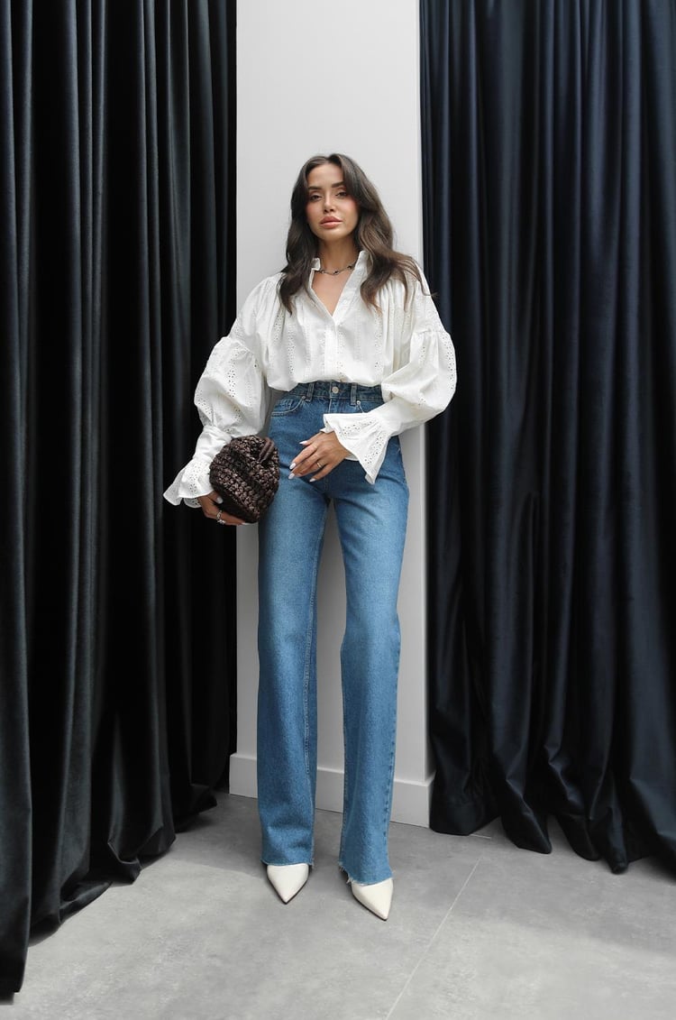 Ekru Fisto Büzgü Ve Kol Detaylı Gömlek