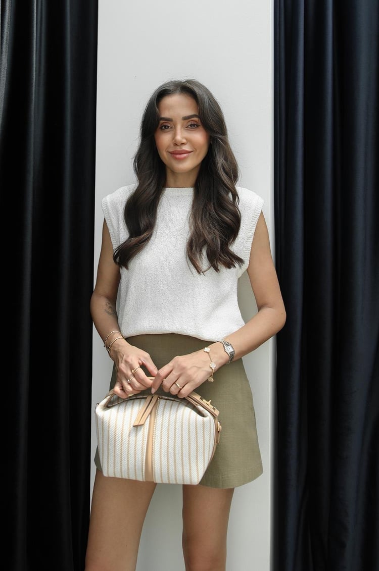 Ekru Kolsuz Bisiklet Yaka Triko