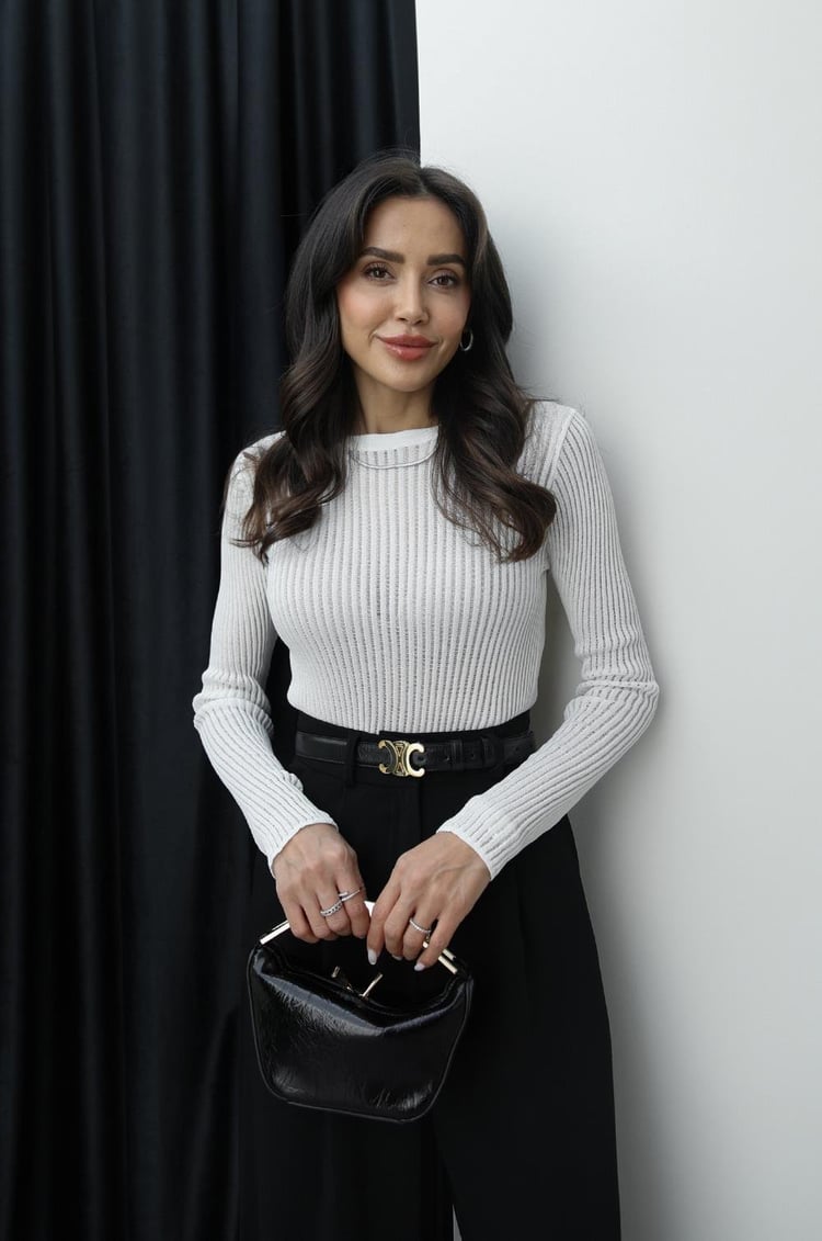 Ekru Bisiklet Yaka Transparan Bluz