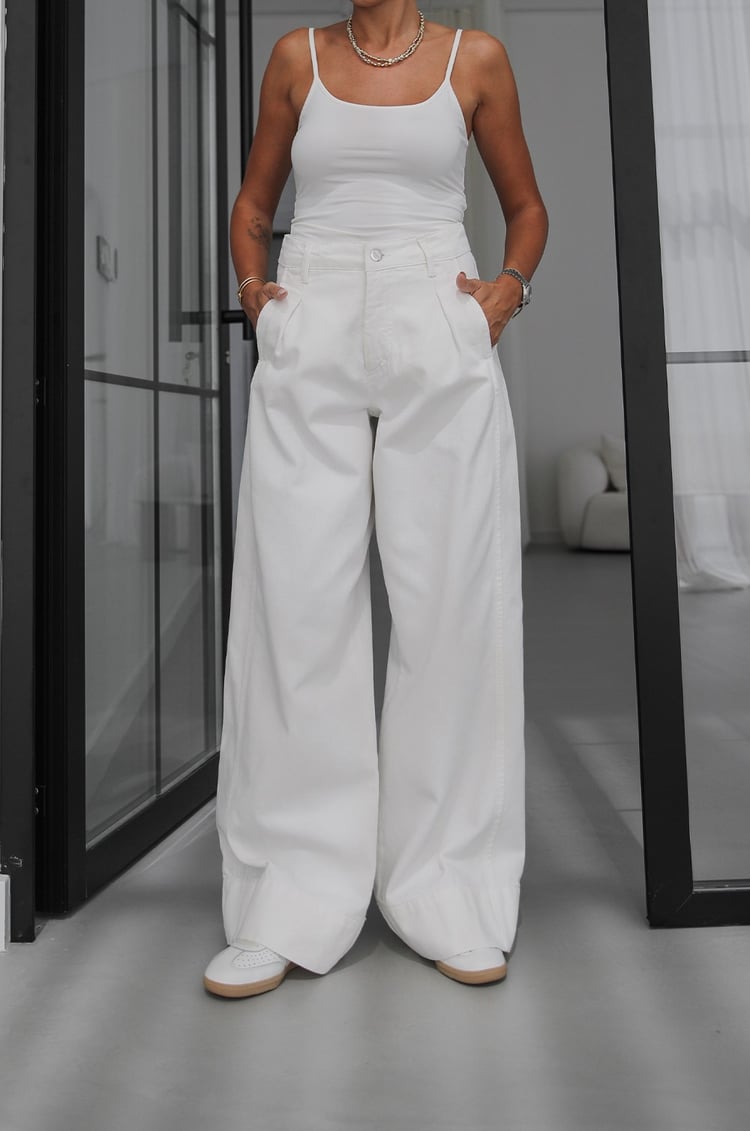 Ekru Önü Tek Pileli Wide Leg Jean