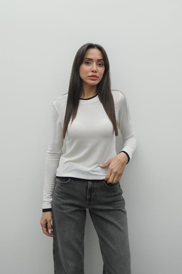 Ekru Siyah Biyeli Bisiklet Yaka Bluz