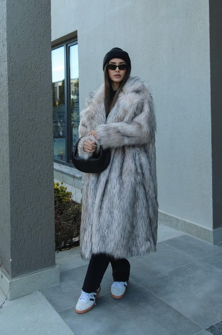 Ekru Siyah Luxury Uzun Suni Kürk Kaban