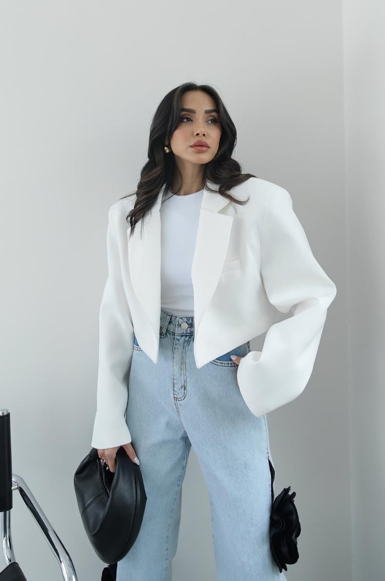 Ekru Vatkalı Crop Blazer Ceket