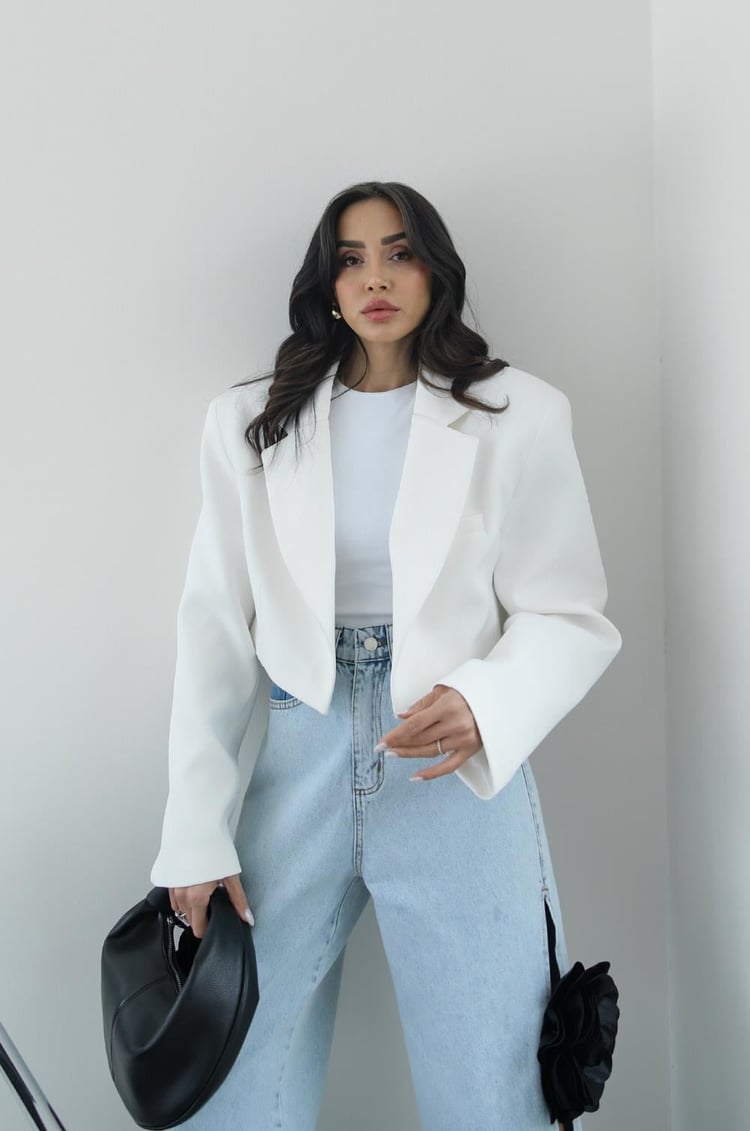 Ekru Vatkalı Crop Blazer Ceket