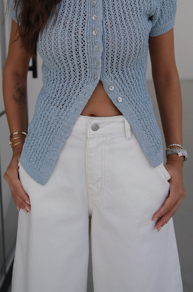Ekru Yanları Cepli Kapri Denim Şort