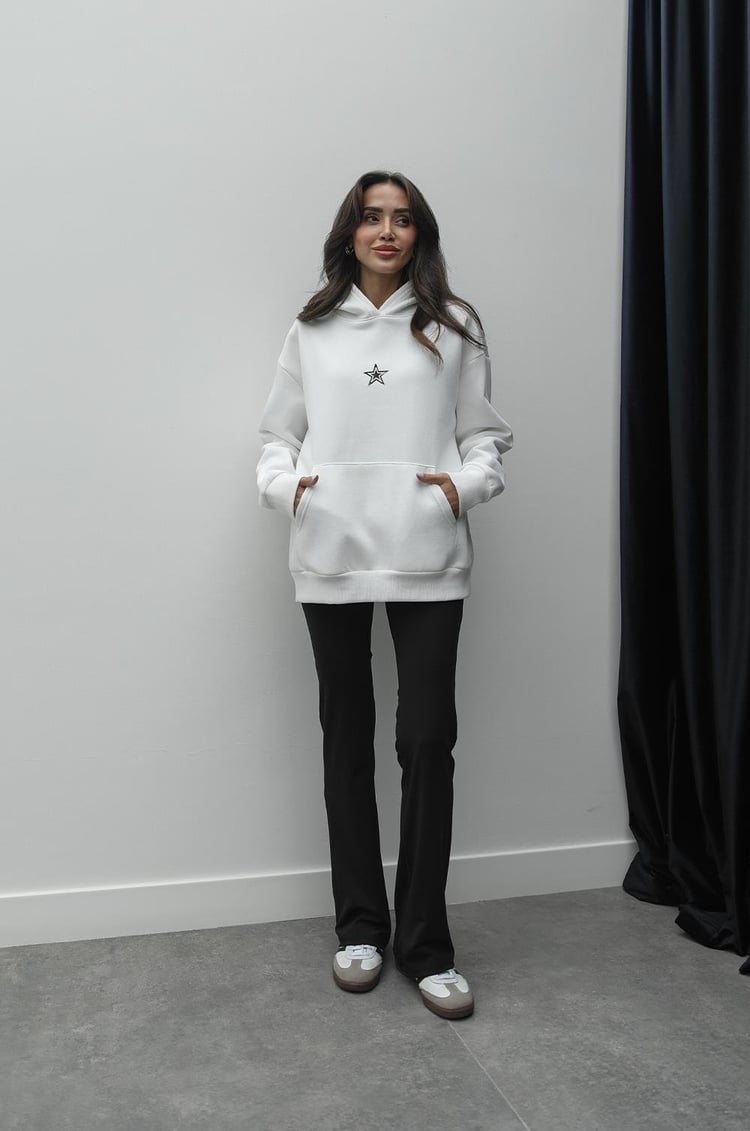 Ekru Yıldız İşlemeli Sweatshirt