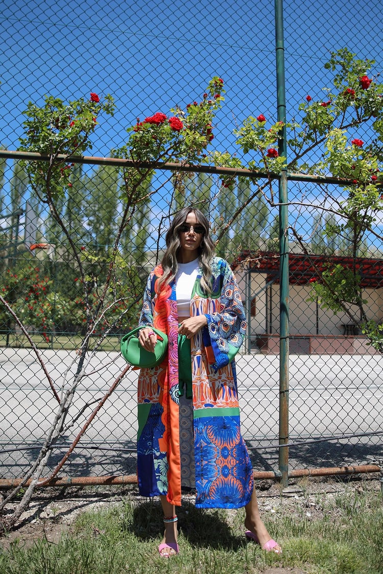 Etamin Desenli Kuşaklı Kimono
