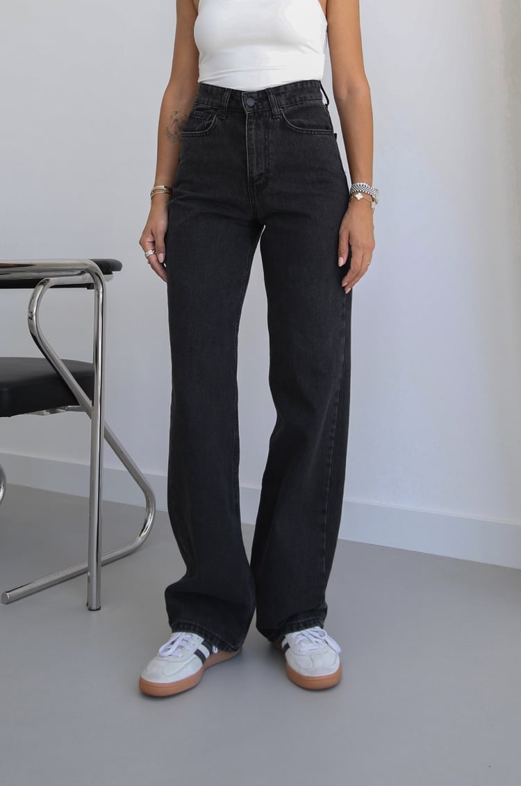 Füme Kuzmina Straight Jean