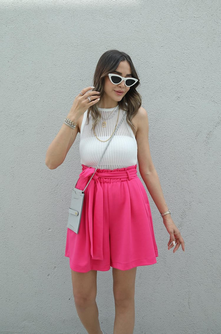 Fuşya Kuşaklı Şort