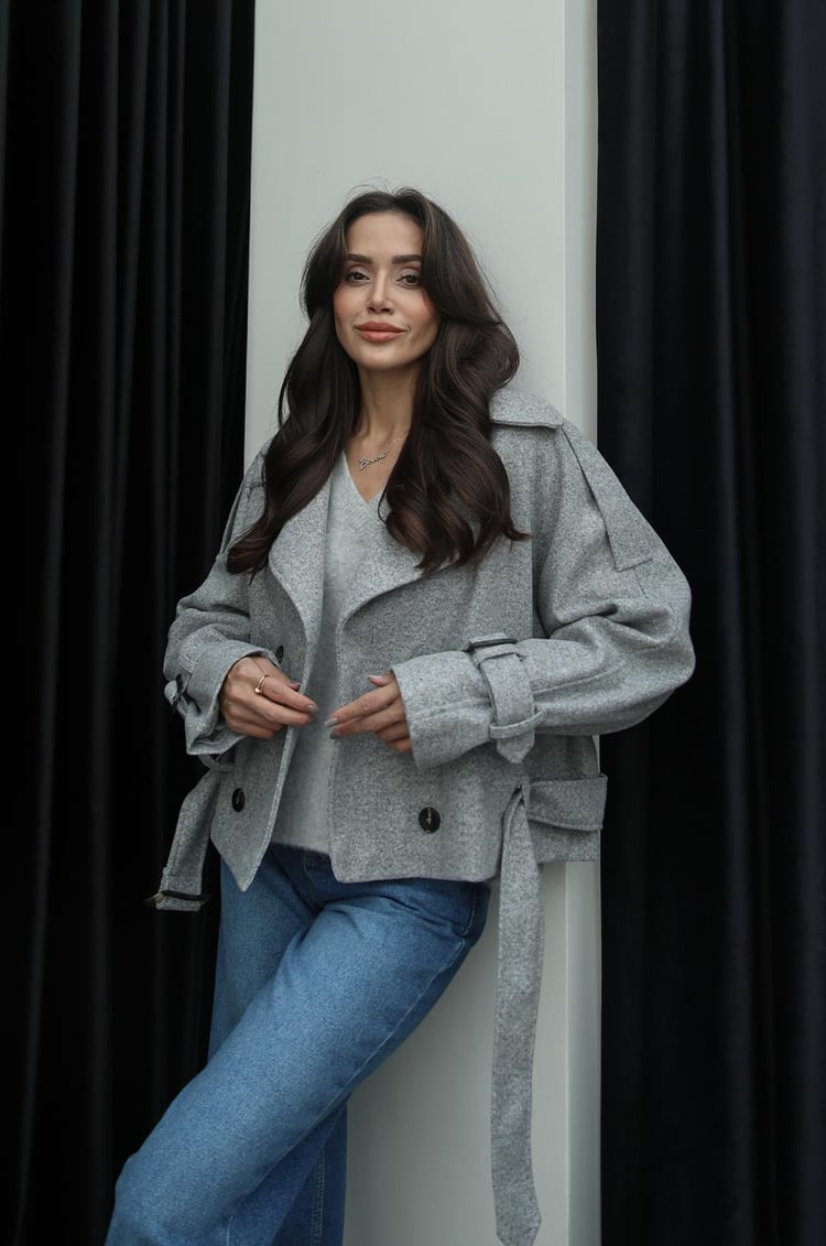 Gri Altı Kemerli Kısa Kaşe Kaban