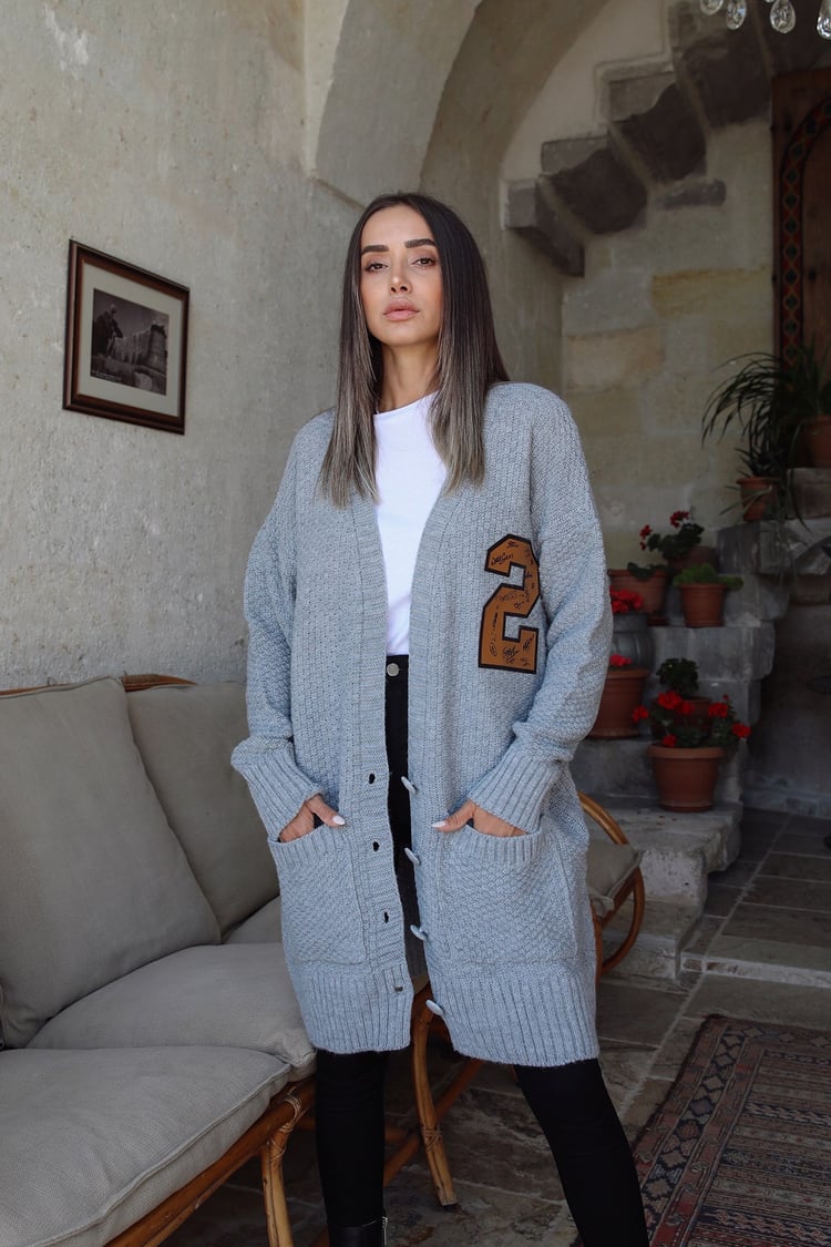 Gri Armalı Hırka