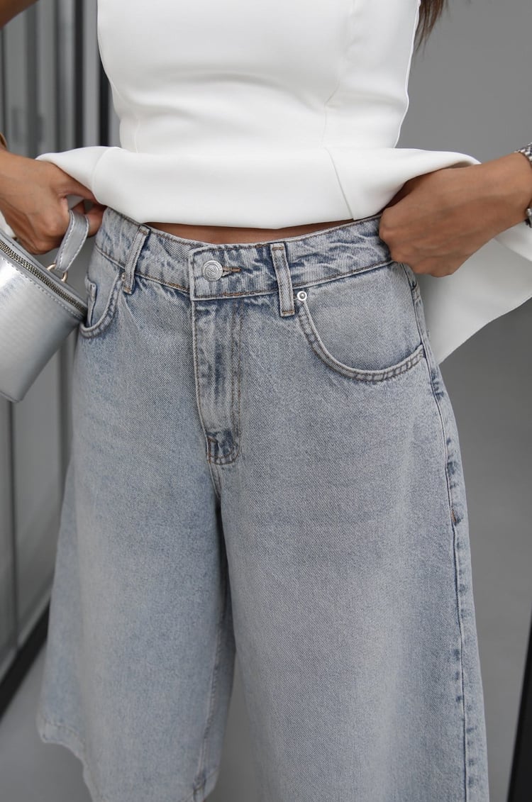 Gri Mavi Kapri Denim Şort