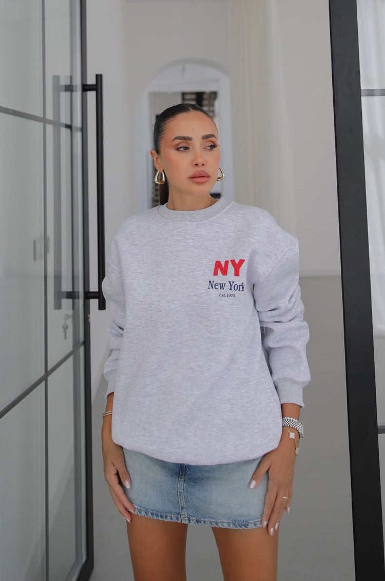 Gri New York Baskılı Sweatshirt