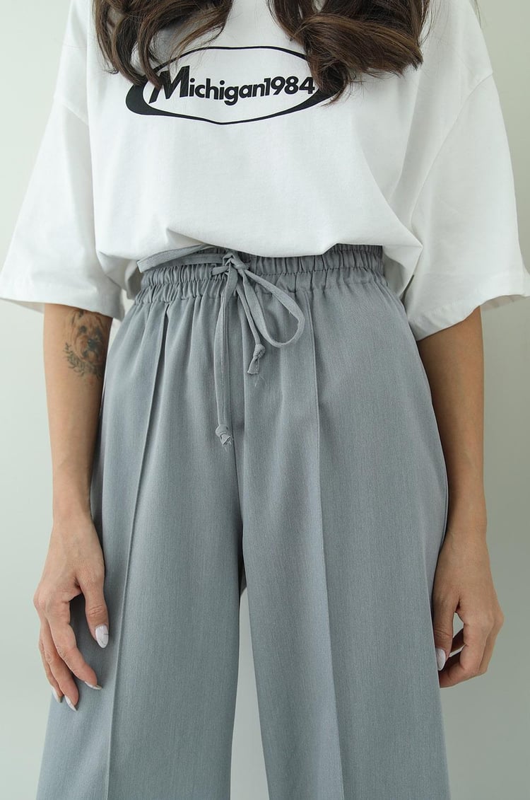 Gri Nichol Önü Dikiş Detaylı Pantolon