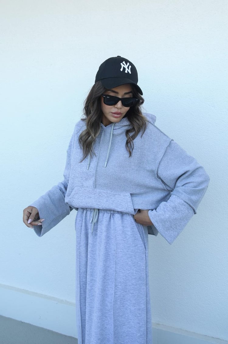 Gri Yamalı Kapüşonlu Sweatshirt