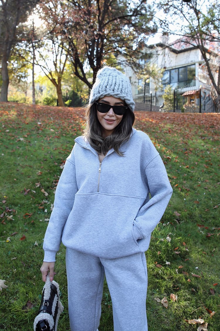 Gri Yarı Fermuarlı Kanguru Sweatshirt