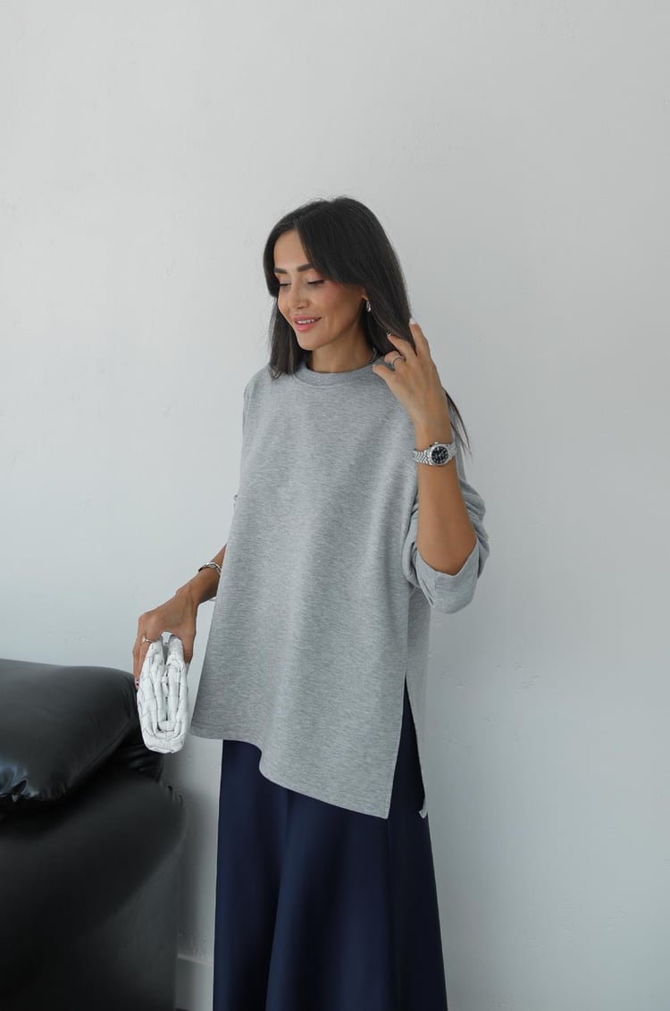 Gri Yırtmaçlı Oversize Sweatshirt