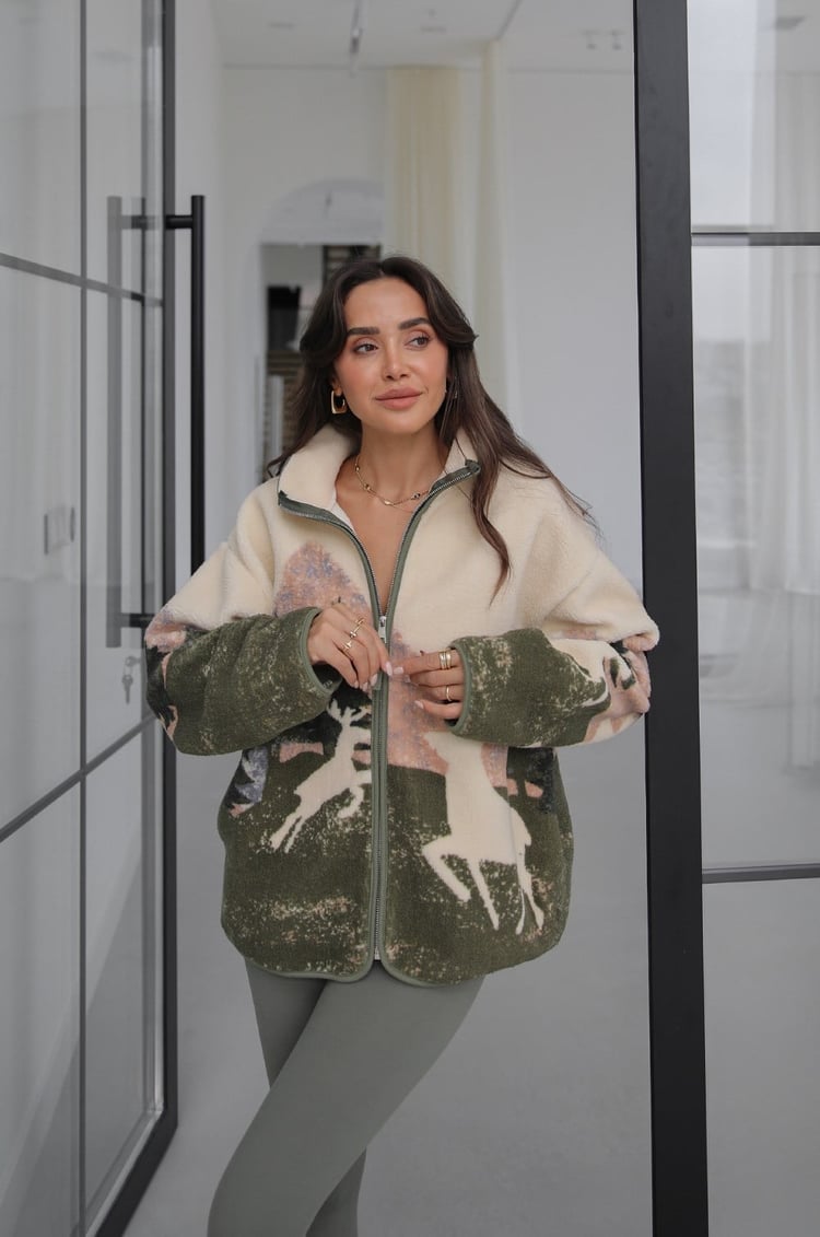 Haki Geyik Desenli Fermuarlı Polar Ceket