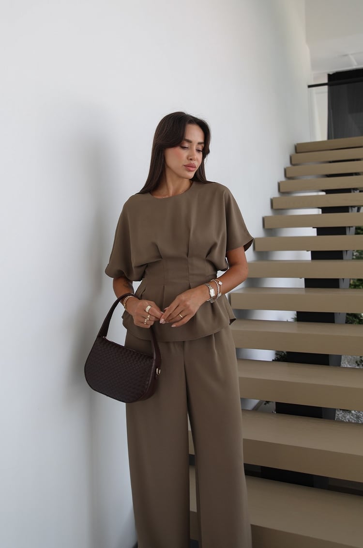 Haki İp Kemerli Pileli Bluz Pantolon Takım
