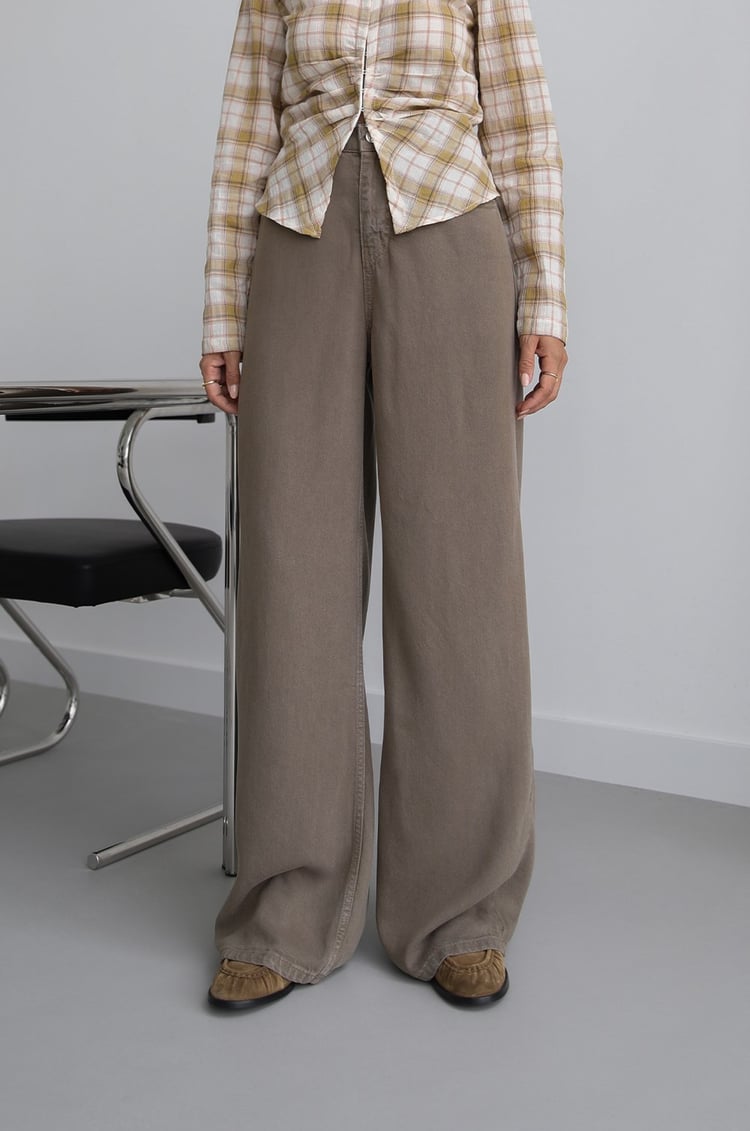 Haki Lowell Wide Leg Jean