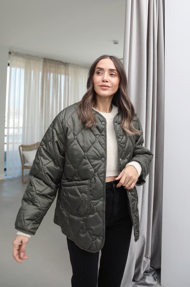 Haki Önü Çıtçıtlı Cepli Kapitone Mont