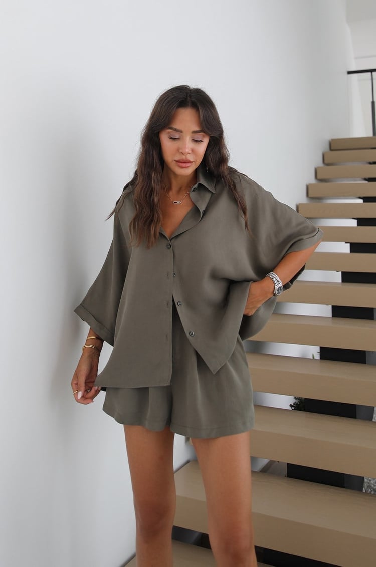 Haki Rona Oversize Gömlek Şort Takım
