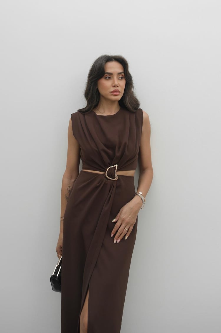 Kahverengi Gold Tokalı Bel Detaylı Elbise