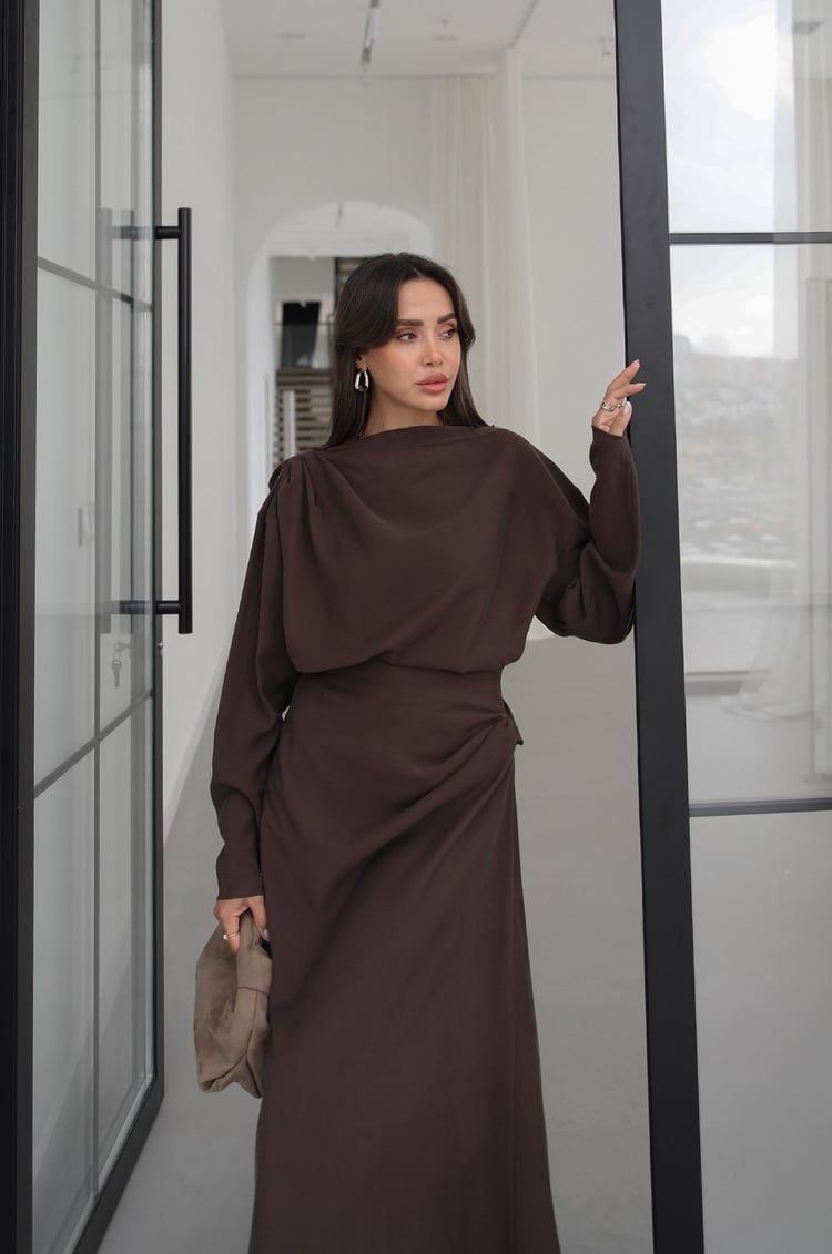 Kahverengi Shirred Asimetrik Bluz Etek Takım