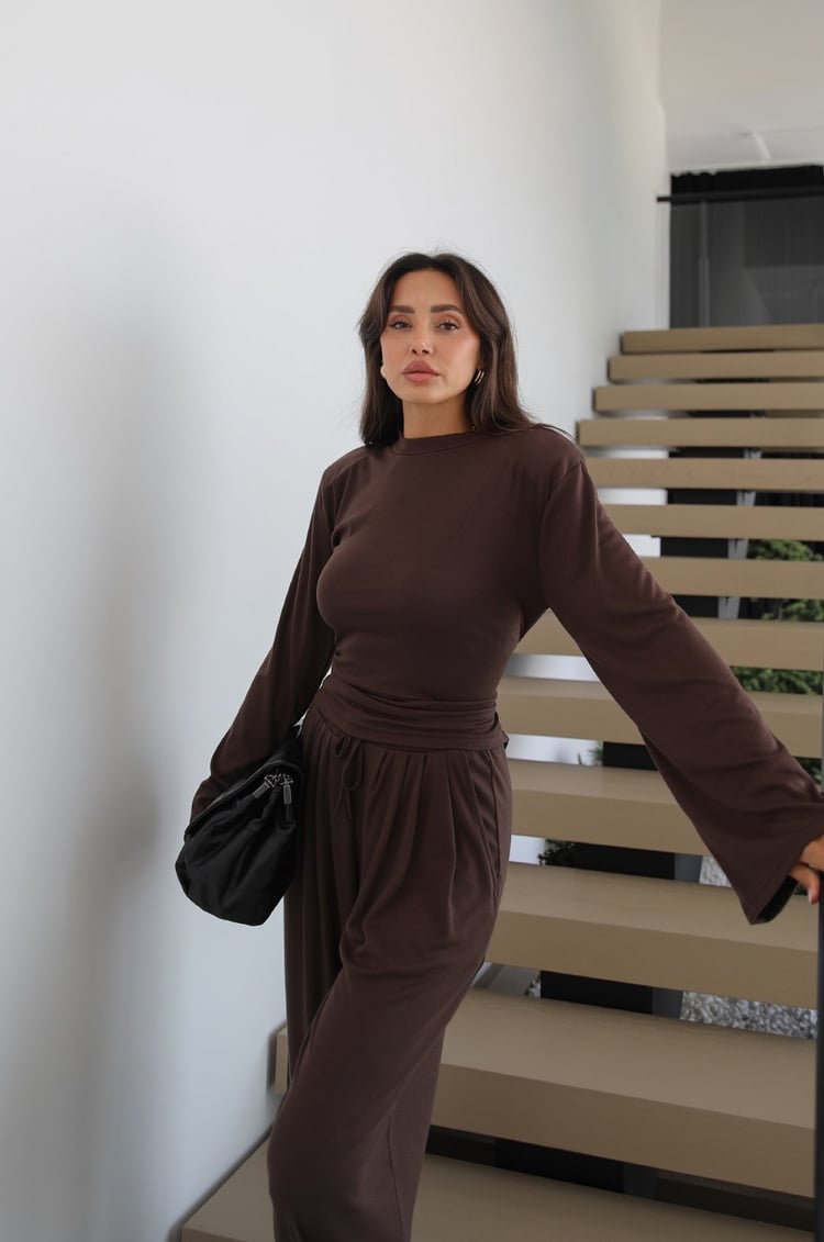 Kahverengi Vatkalı Bluz Pantolon Takım