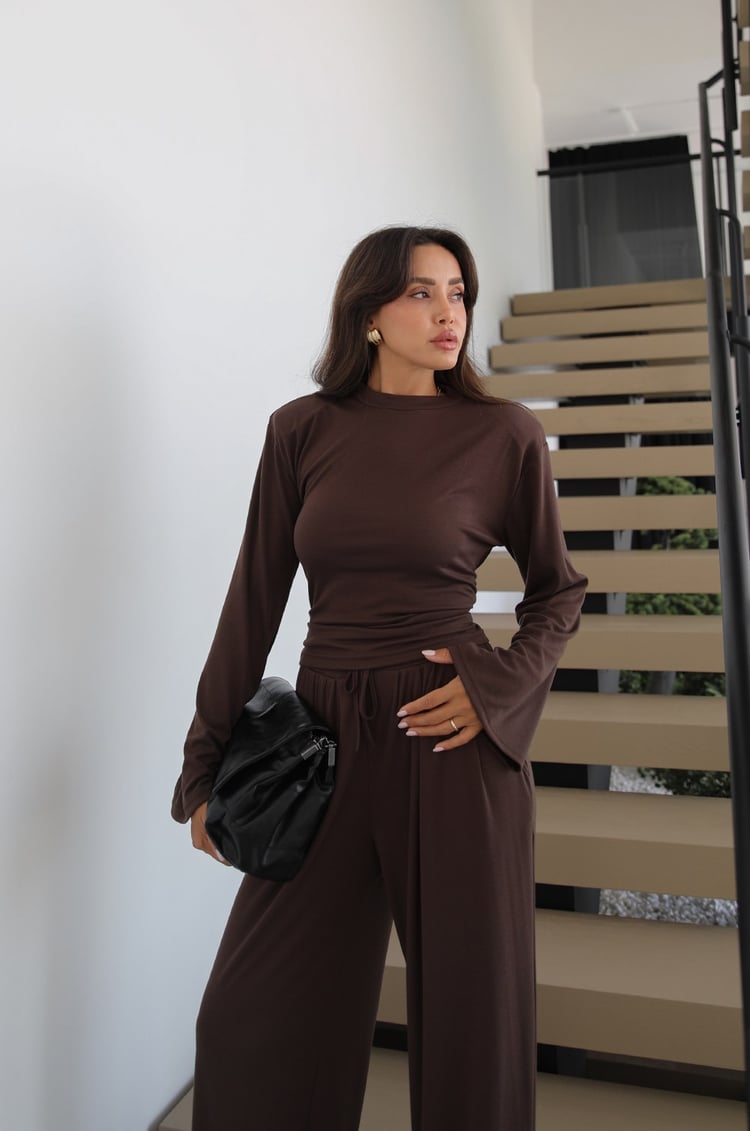 Kahverengi Vatkalı Bluz Pantolon Takım