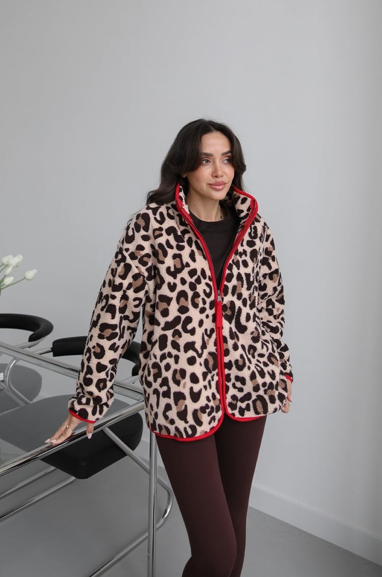 Kırmızı Biyeli Leopar Desenli Polar Ceket 