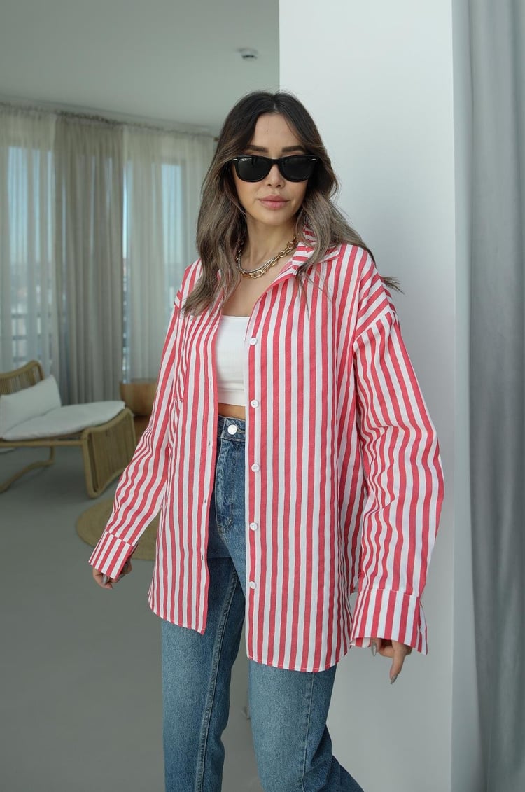 Kırmızı Çizgili Tek Cepli Gömlek