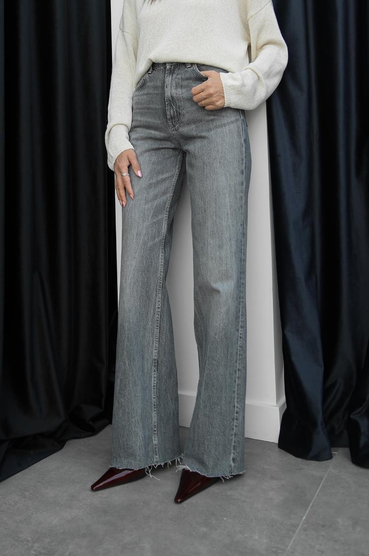 Koyu Gri Yıkamalı Straight Jean
