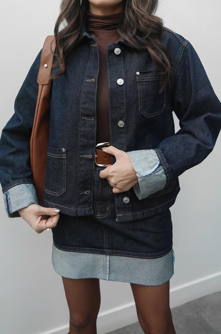 Koyu Lacivert Ters Dikiş Detaylı Denim Takım