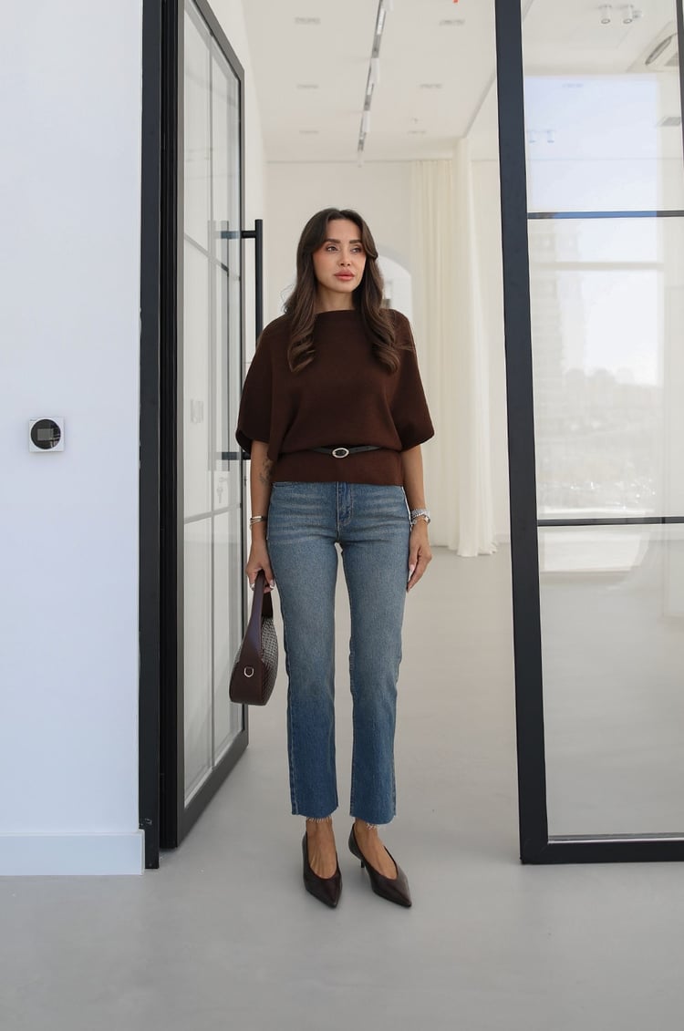 Koyu Mavi Boy Fit Kesik Paça Jean
