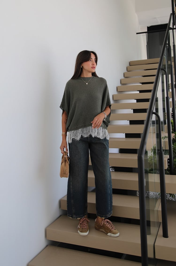 Koyu Mavi Yanı Çift Dikişli Mom Jean