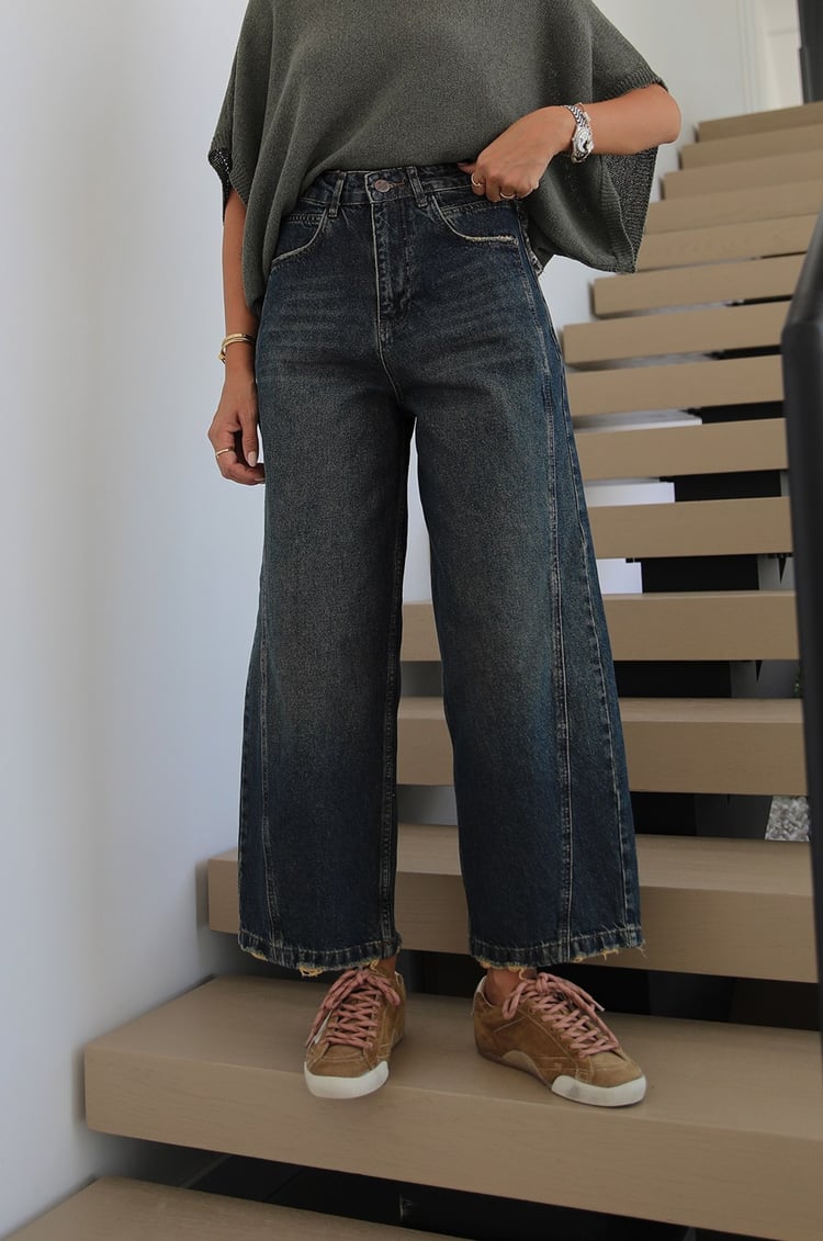 Koyu Mavi Yanı Çift Dikişli Mom Jean