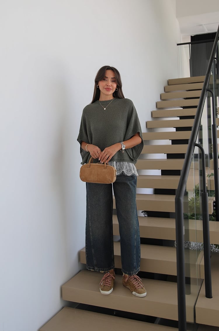 Koyu Mavi Yanı Çift Dikişli Mom Jean