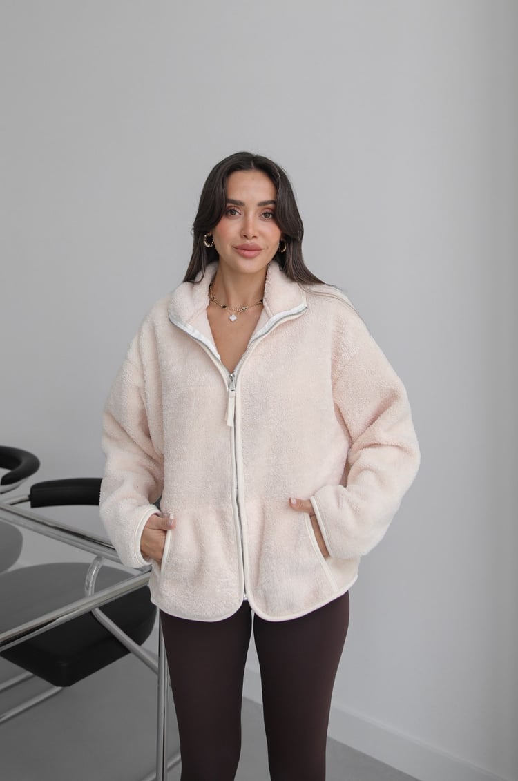 Krem Rengi Fermuarlı Polar Ceket