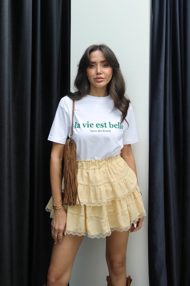 La Vie Est Belle Baskılı Tişört