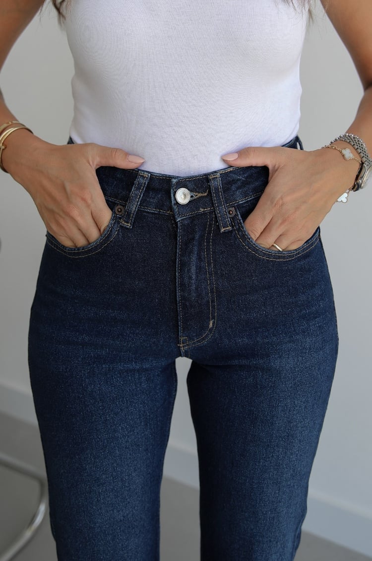 Lacivert Boy Fit Kesik Paça Jean