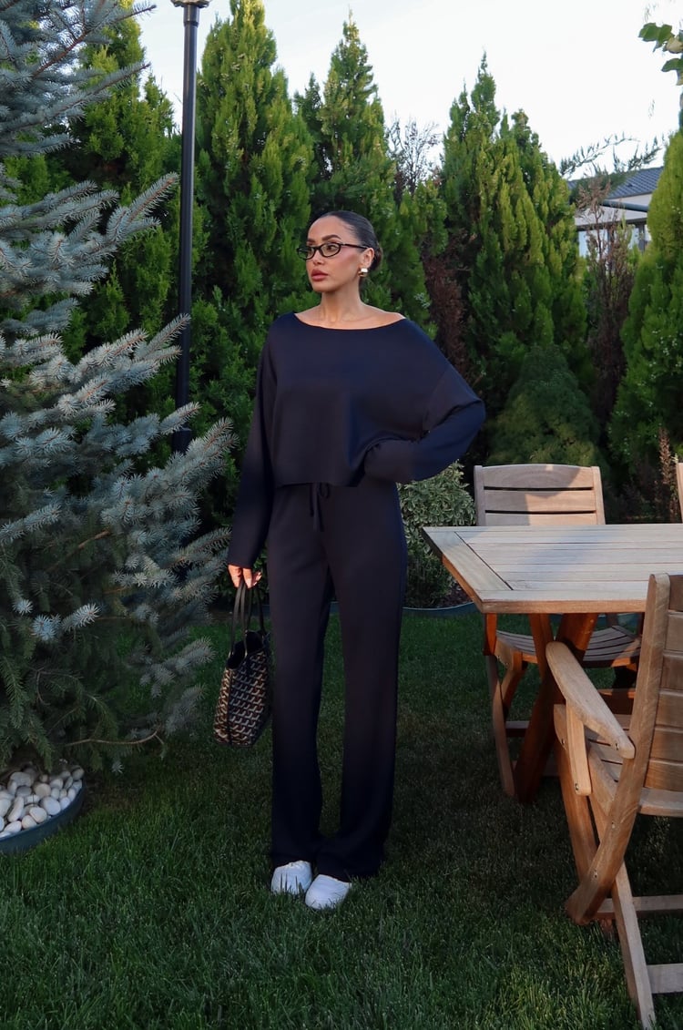 Lacivert Düşük Omuz Oversize Bluz Pantolon Takım 