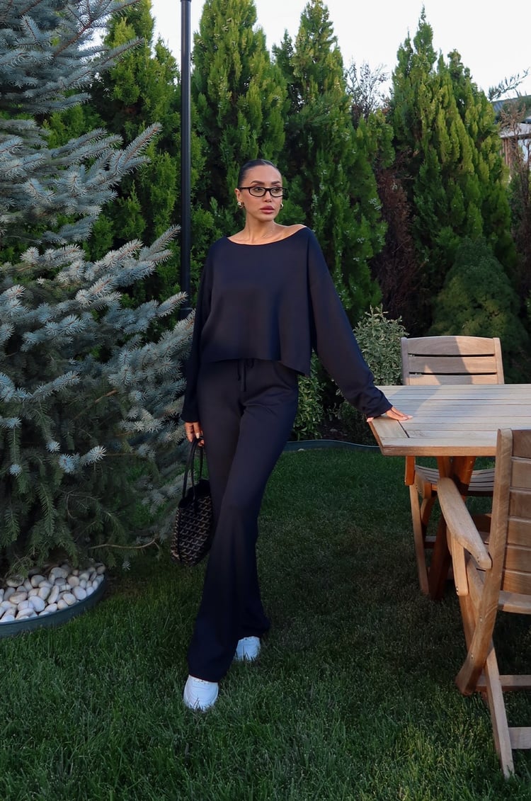 Lacivert Düşük Omuz Oversize Bluz Pantolon Takım 