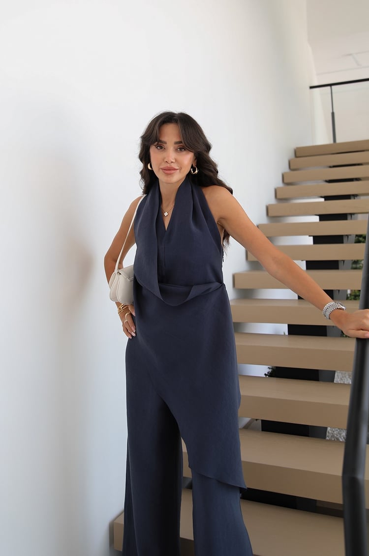 Lacivert Halter Yaka Şal Detaylı Tulum