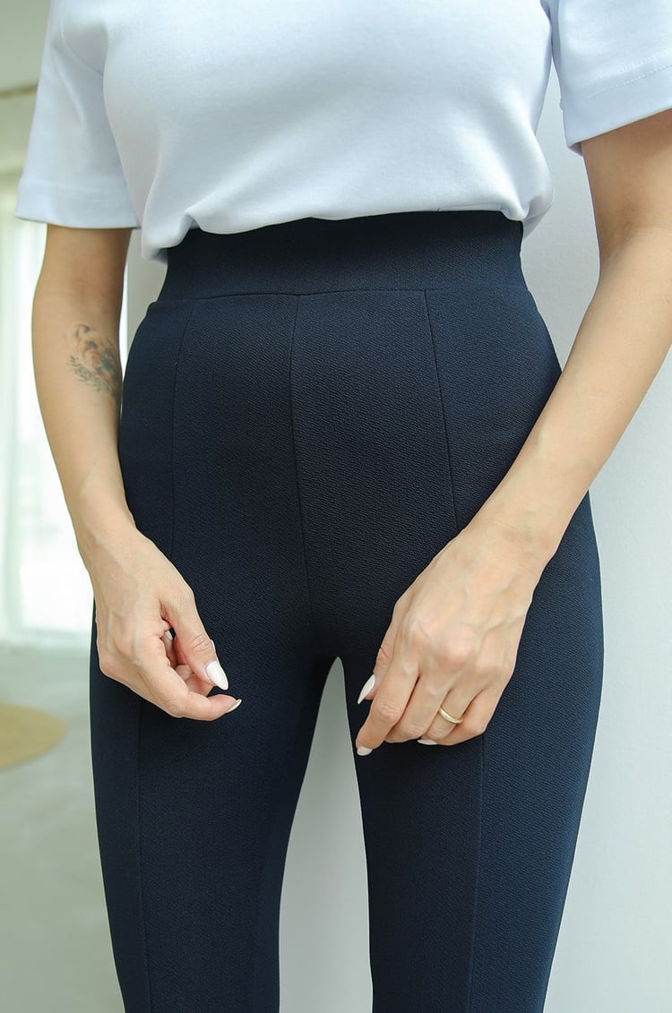 Lacivert Önü Yırtmaçlı İspanyol Fit Pantolon
