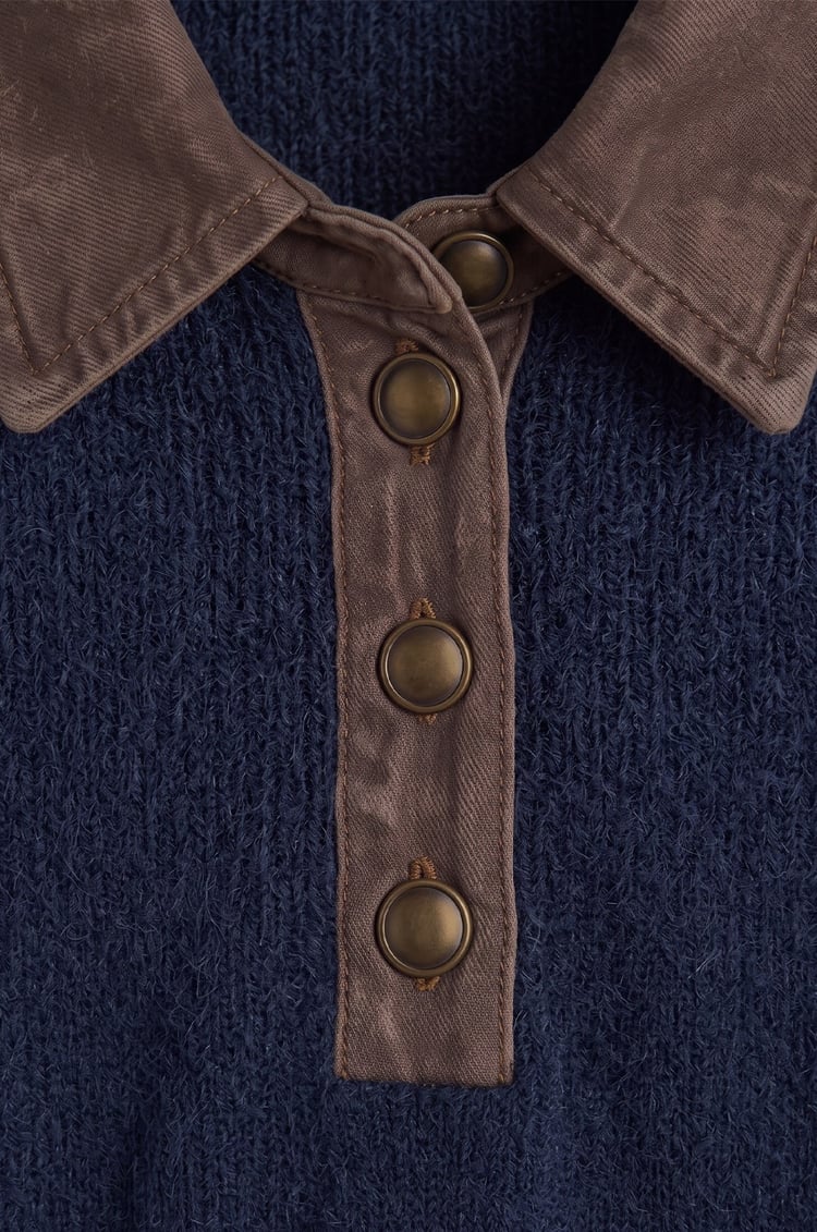 Lacivert Yakası Kolları Denim Detaylı Kazak